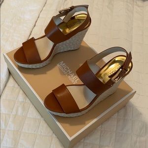 MICHAEL KORS WEDGES NEW IN BOX!